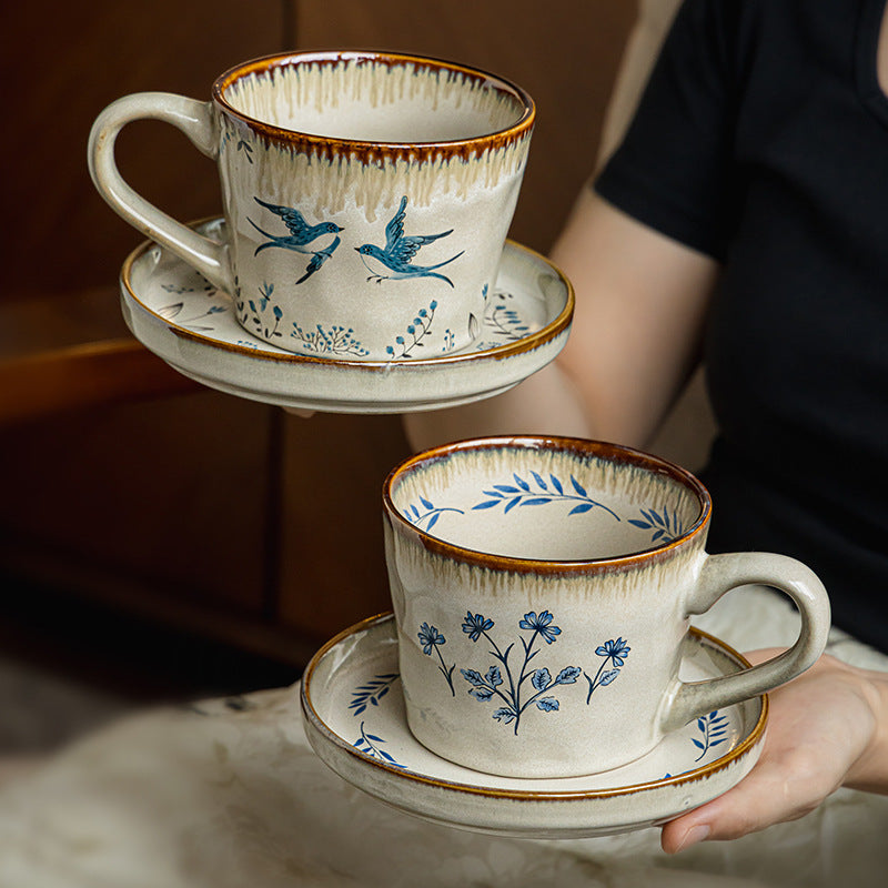 Koppo Living Retro Tassen Set mit Unterteller Stapelbar Reaktive Glasur Porzellan 385ml